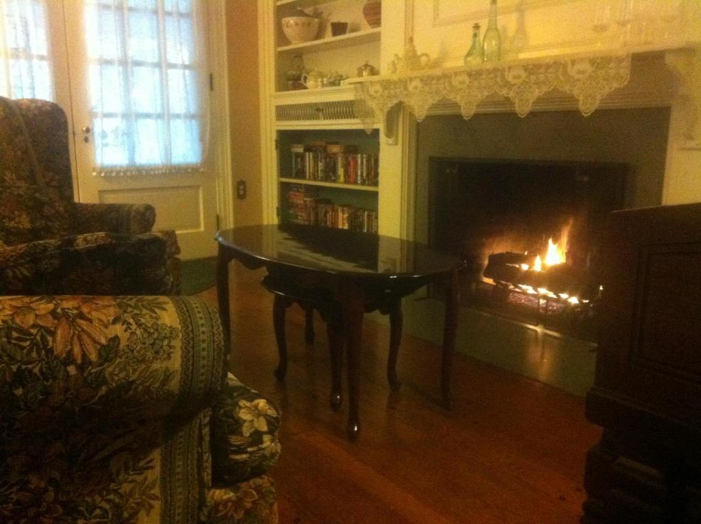 Red Lion Bed & Breakfast Экстерьер фото