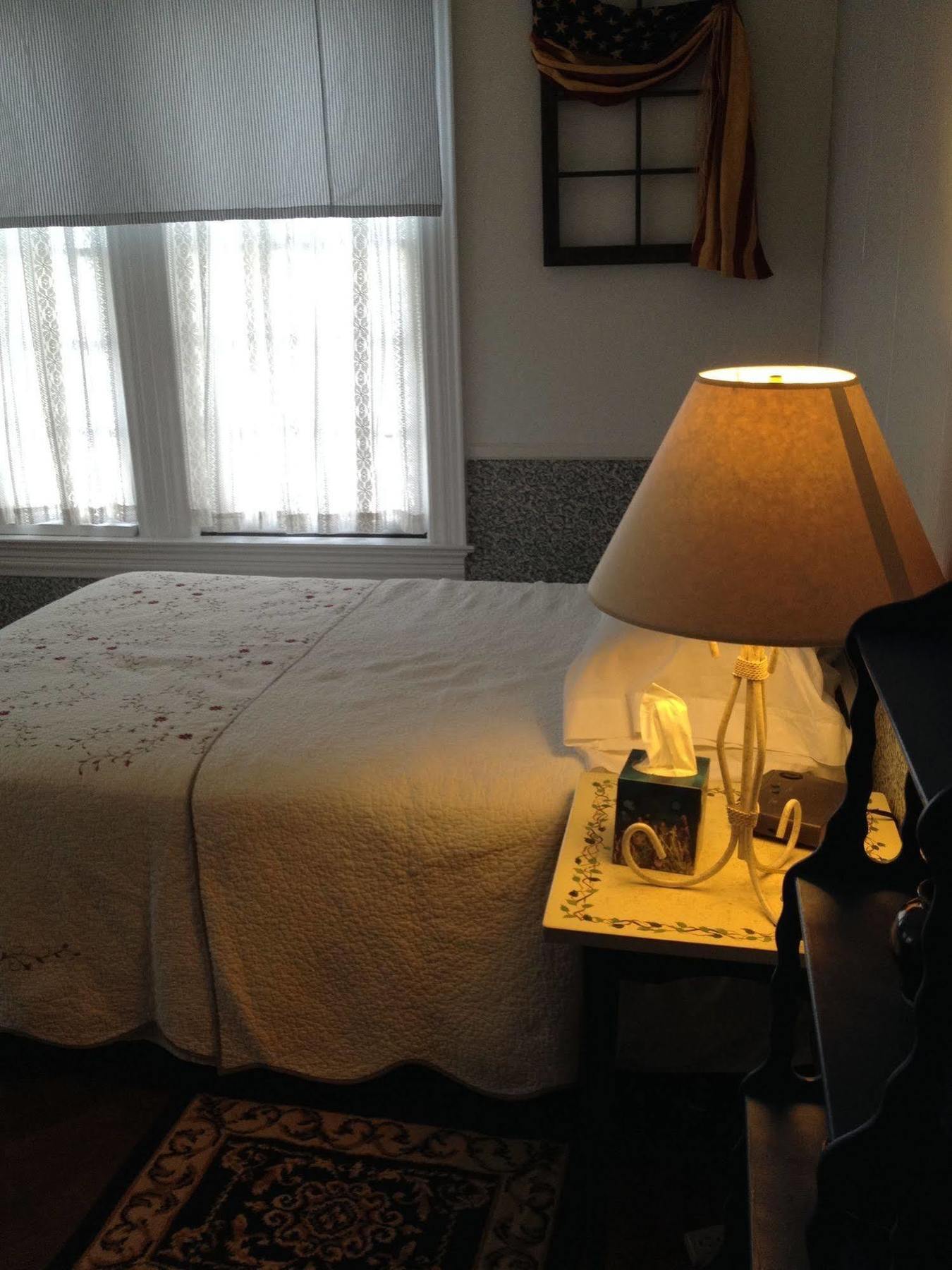 Red Lion Bed & Breakfast Экстерьер фото